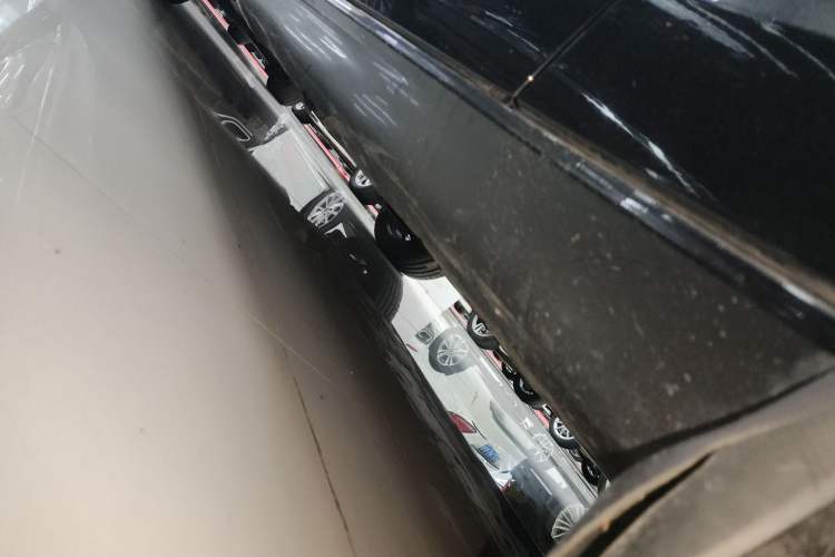 Used Volvo S60 2021 T4 Zhiyi Luxury Edition Right Side Sill