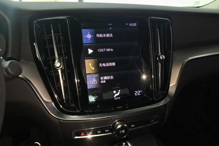 Used Volvo S60 2021 T4 Zhiyi Luxury Edition Audio And AC Panel