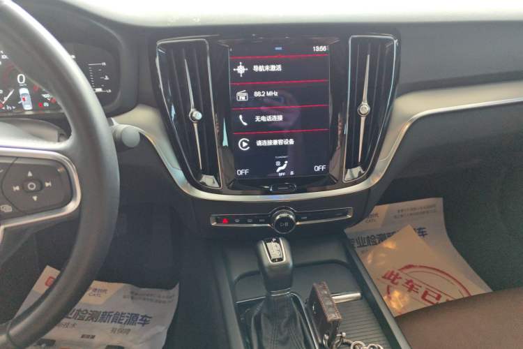 Used Volvo S60 2021 T4 Zhiyi Luxury Edition Audio And AC Panel