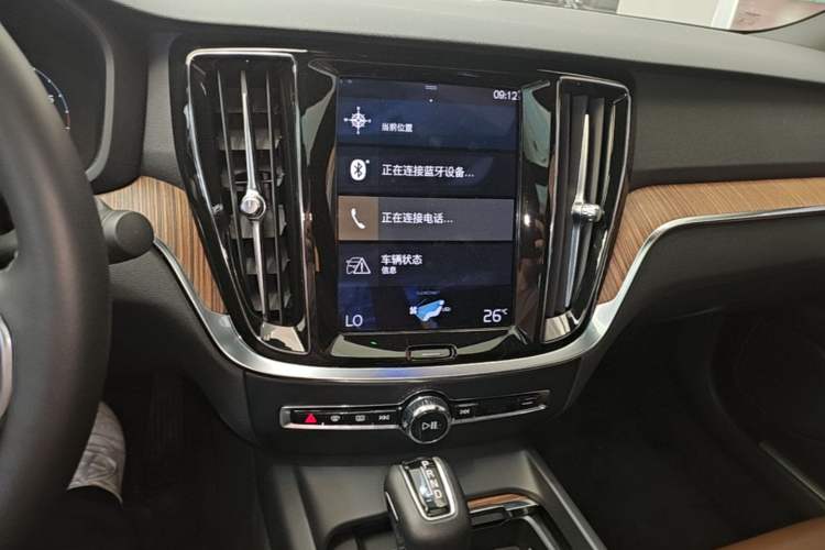 Used Volvo S60 2021 T4 Zhiyuan Luxury Edition Audio And AC Panel