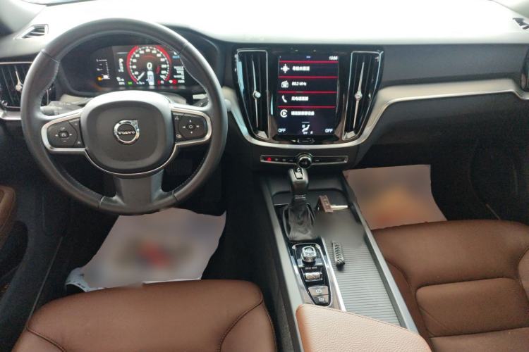 Used Volvo S60 2021 T4 Zhiyi Luxury Edition Center Console