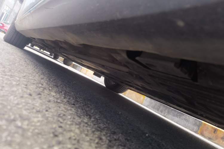Used Volvo S60 2021 T4 Zhiyi Luxury Edition Chassis Rear Left