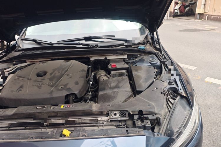 Used Volvo S60 2021 T4 Zhiyi Luxury Edition Engine Bay Left
