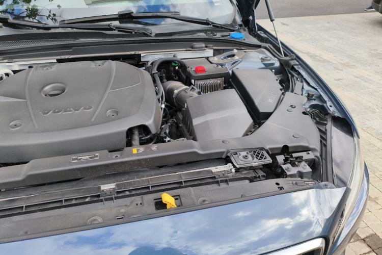 Used Volvo S60 2021 T4 Zhiyi Luxury Edition Engine Bay Left
