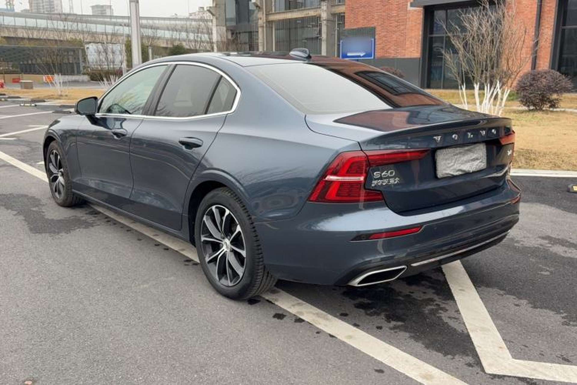 Used Volvo S60 2021 T4 Zhiyi Luxury Edition Exterior 1