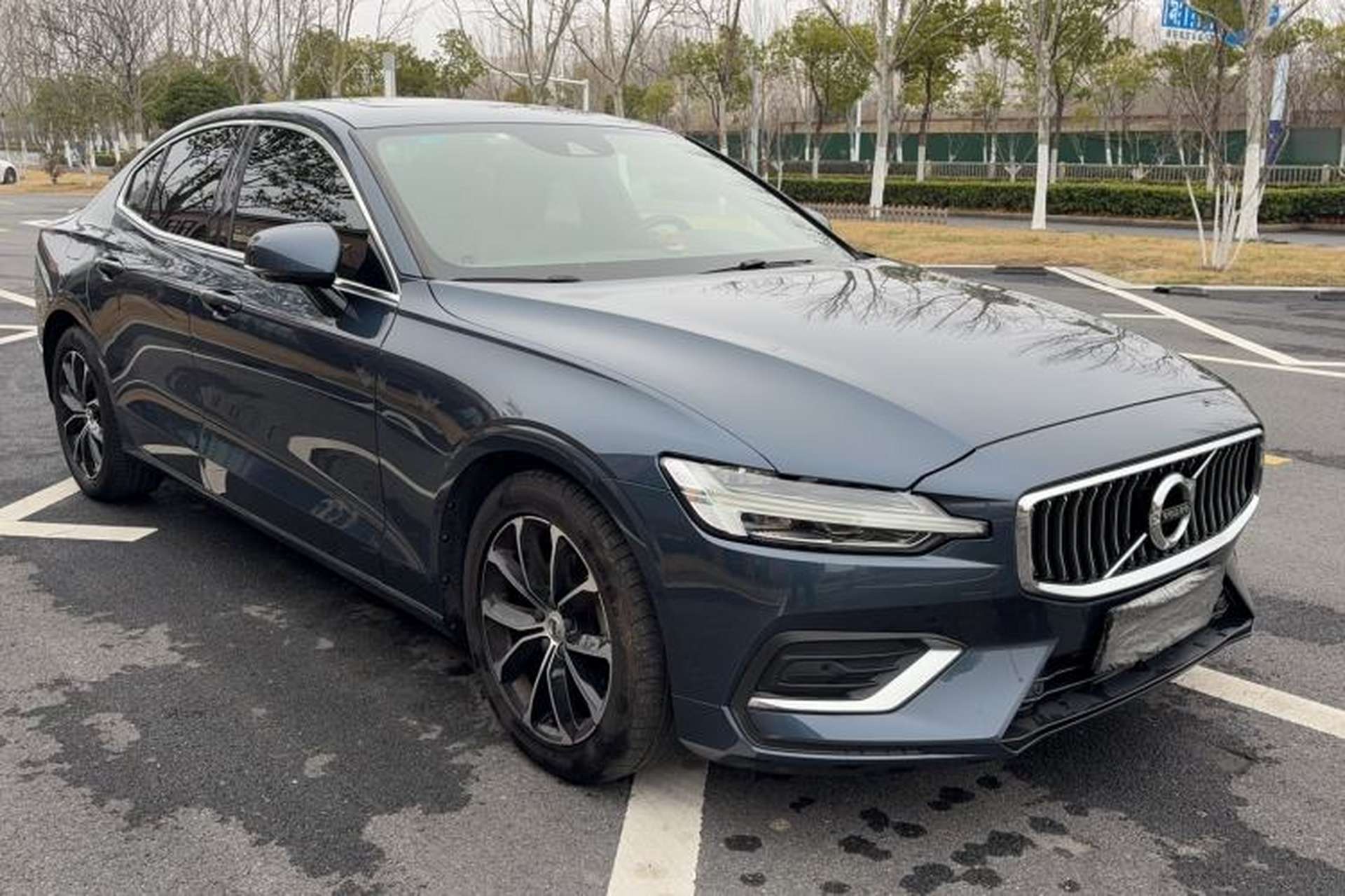 Used Volvo S60 2021 T4 Zhiyi Luxury Edition Exterior 6
