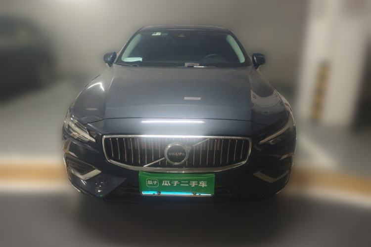Used Volvo S60 2021 T4 Zhiyi Luxury Edition Front