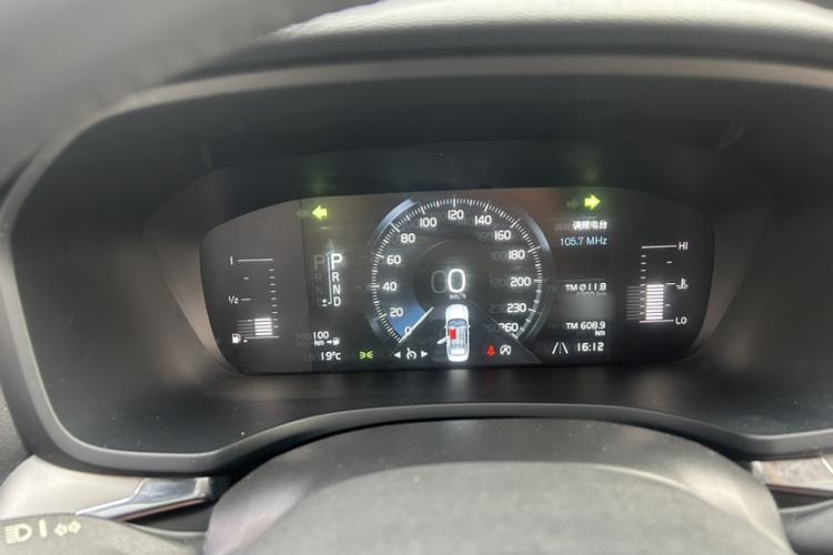 Used Volvo S60 2021 T4 Zhiyi Luxury Edition Instrument Cluster