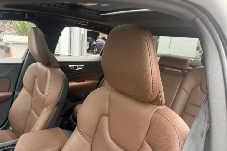 Used Volvo S60 2021 T4 Zhiyuan Luxury Edition Interior 1