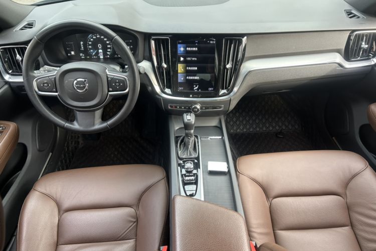 Used Volvo S60 2021 T4 Zhiyi Luxury Edition Interior 10