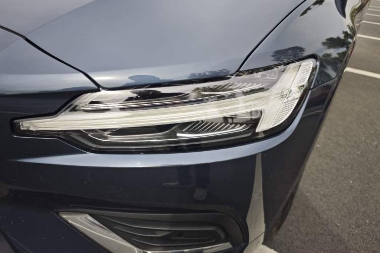 Used Volvo S60 2021 T4 Zhiyi Luxury Edition Left Front Headlight