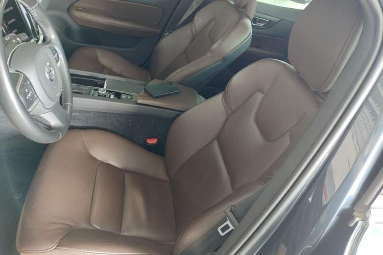 Used Volvo S60 2021 T4 Zhiyi Luxury Edition Left Front Seat