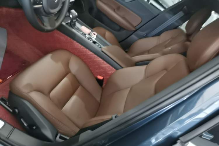 Used Volvo S60 2021 T4 Zhiyi Luxury Edition Left Front Seat