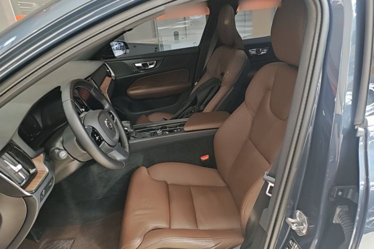 Used Volvo S60 2021 T4 Zhiyuan Luxury Edition Left Front Seat