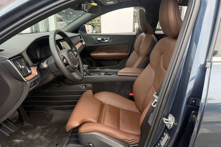 Used Volvo S60 2021 T4 Zhiyuan Luxury Edition Left Front Seat