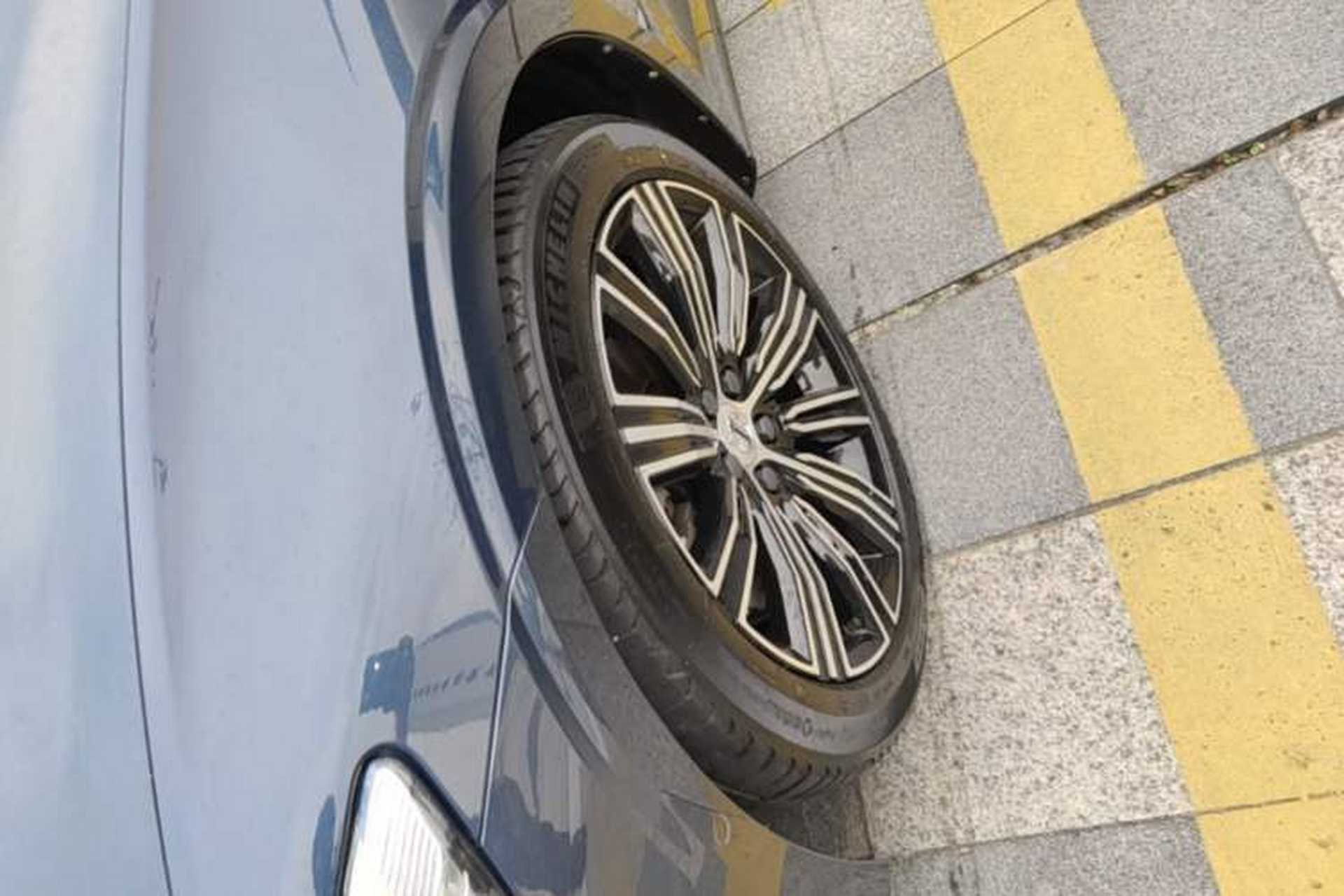 Used Volvo S60 2021 T4 Zhiyuan Luxury Edition Left Front Wheel Hub