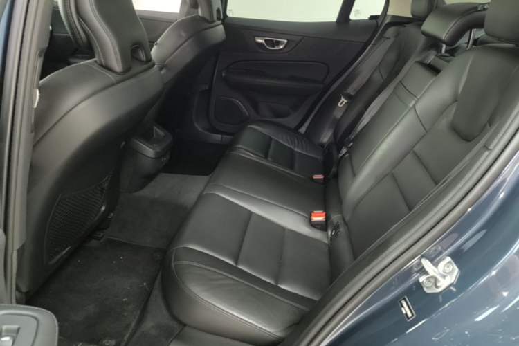 Used Volvo S60 2021 T4 Zhiyi Luxury Edition Left Rear Seat