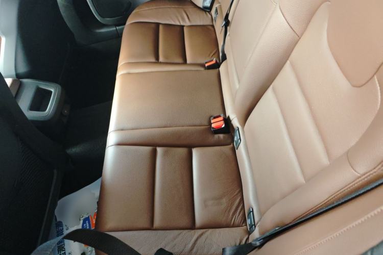 Used Volvo S60 2021 T4 Zhiyi Luxury Edition Left Rear Seat