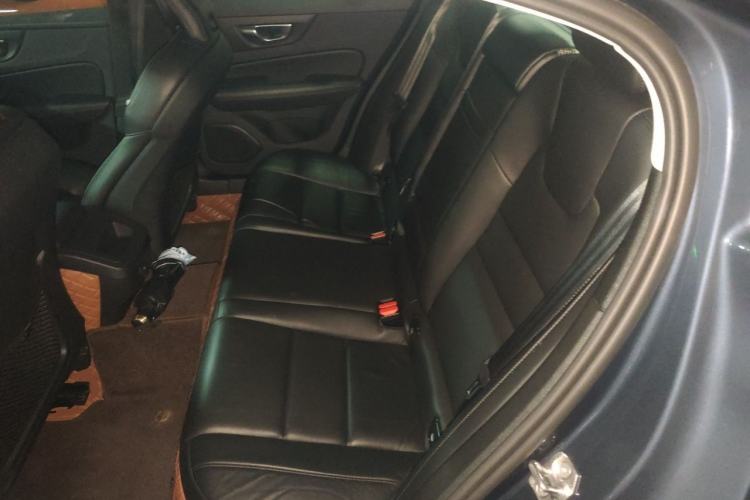 Used Volvo S60 2021 T4 Zhiyi Luxury Edition Left Rear Seat