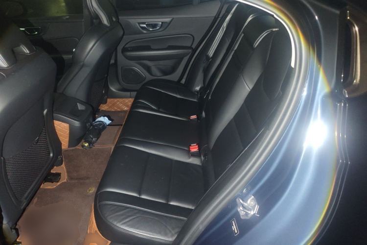 Used Volvo S60 2021 T4 Zhiyi Luxury Edition Left Rear Seat