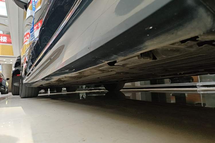 Used Volvo S60 2021 T4 Zhiyuan Luxury Edition Left Side Sill