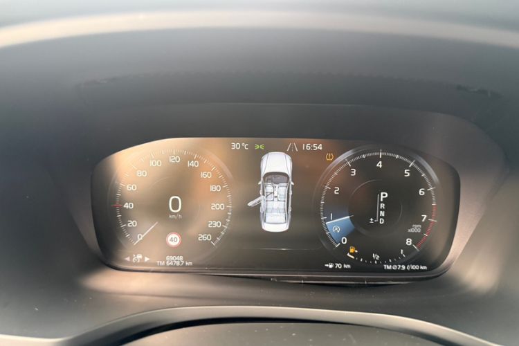 Used Volvo S60 2021 T4 Zhiyuan Luxury Edition Odometer Close Up