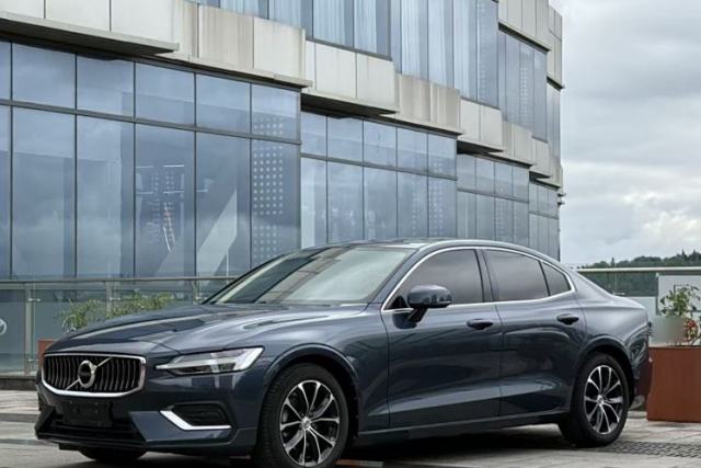Used Volvo S60 2021 T4 Zhiyi Luxury Edition
