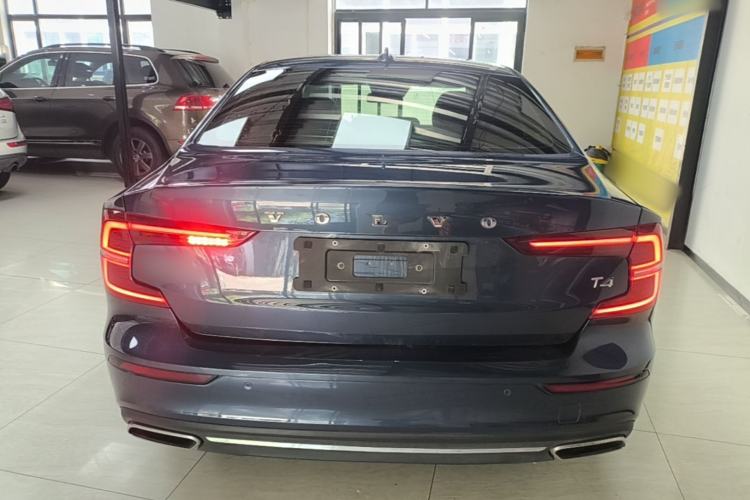 Used Volvo S60 2021 T4 Zhiyi Luxury Edition Rear