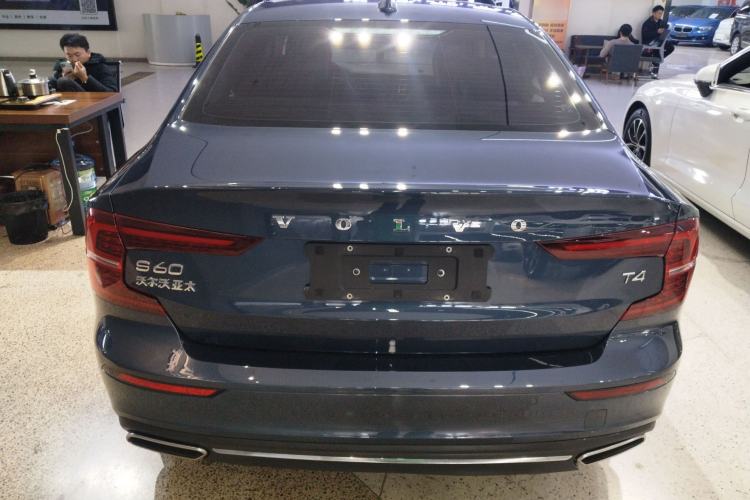 Used Volvo S60 2021 T4 Zhiyi Luxury Edition Rear
