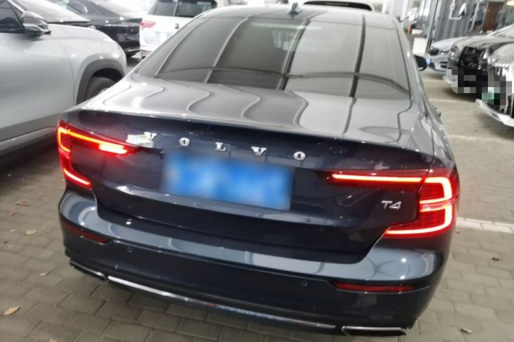 Used Volvo S60 2021 T4 Zhiyi Luxury Edition Rear