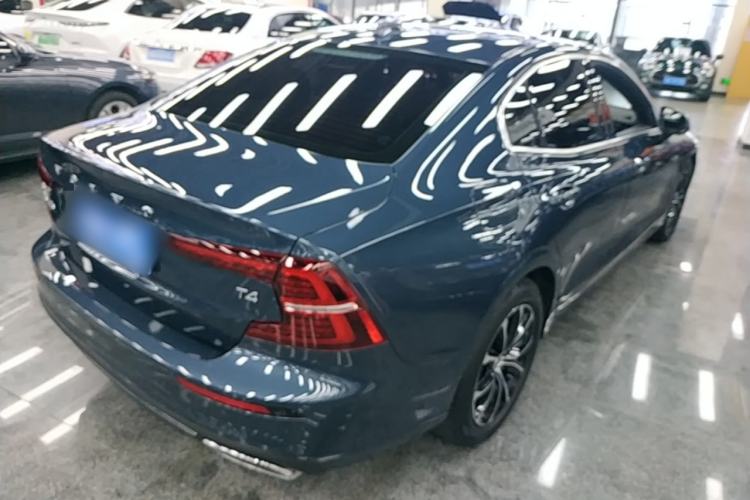 Used Volvo S60 2021 T4 Zhiyi Luxury Edition Rear Right 45 Deg
