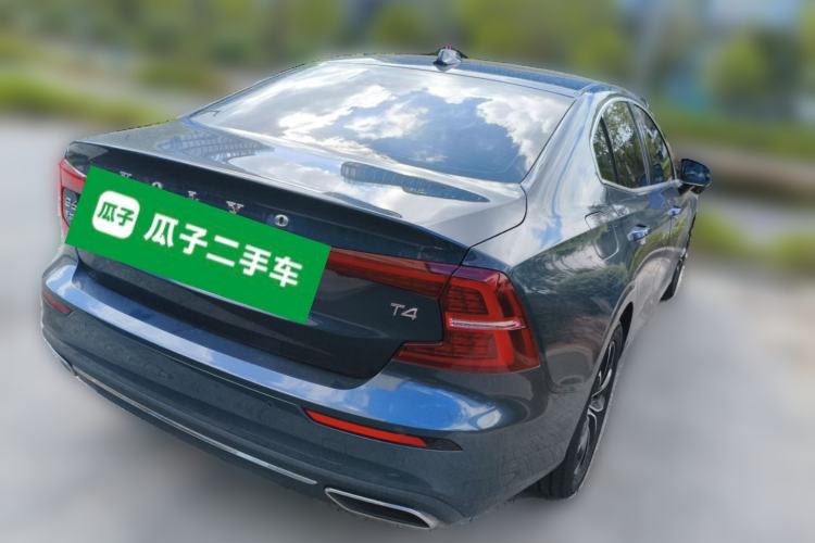 Used Volvo S60 2021 T4 Zhiyi Luxury Edition Rear Right 45 Deg