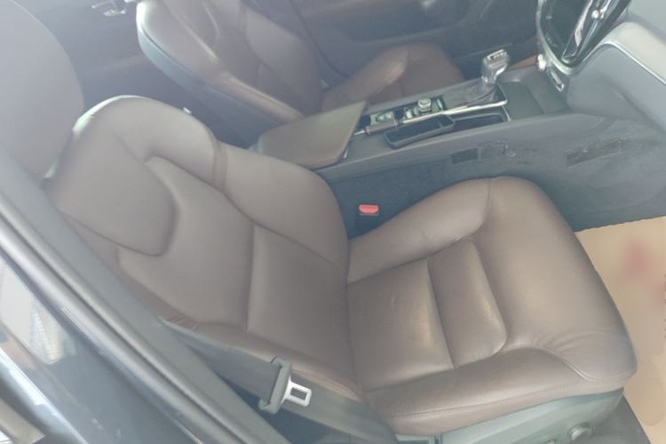 Used Volvo S60 2021 T4 Zhiyi Luxury Edition Right Front Seat