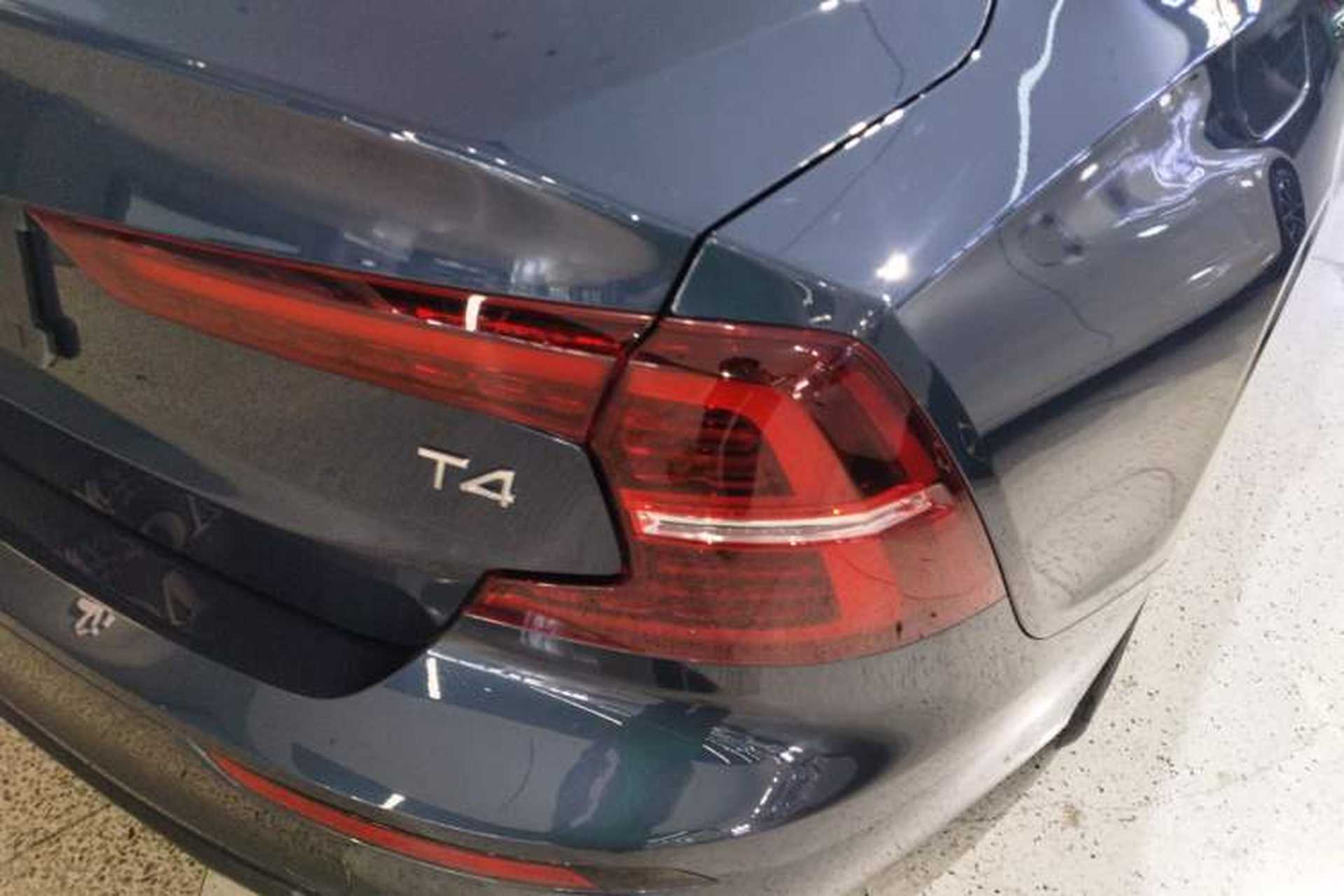 Used Volvo S60 2021 T4 Zhiyi Luxury Edition Right Rear Taillight