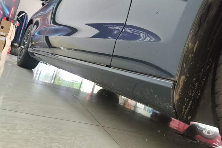 Used Volvo S60 2021 T4 Zhiyi Luxury Edition Right Side Sill
