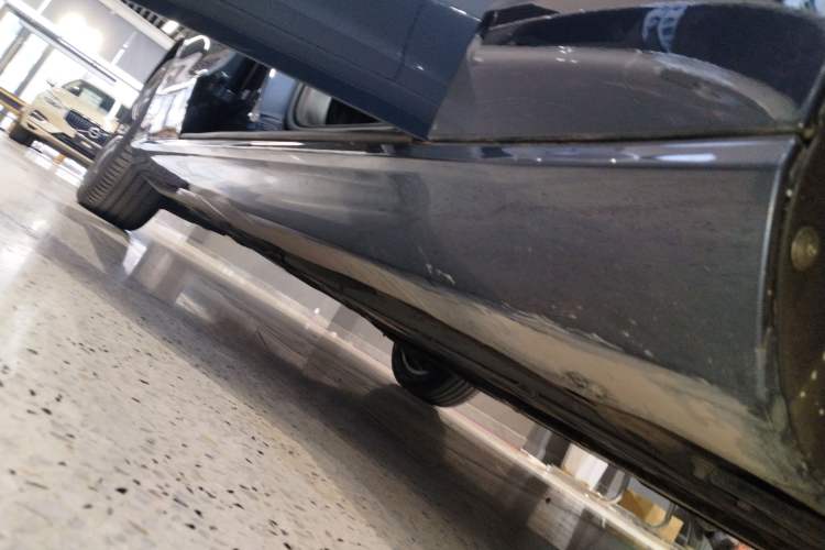 Used Volvo S60 2021 T4 Zhiyi Luxury Edition Right Side Sill
