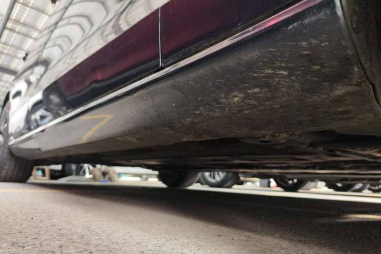 Used Volvo S60 2021 T4 Zhiyi Luxury Edition Right Side Sill