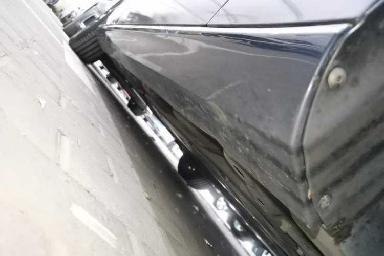 Used Volvo S60 2021 T4 Zhiyi Luxury Edition Right Side Sill
