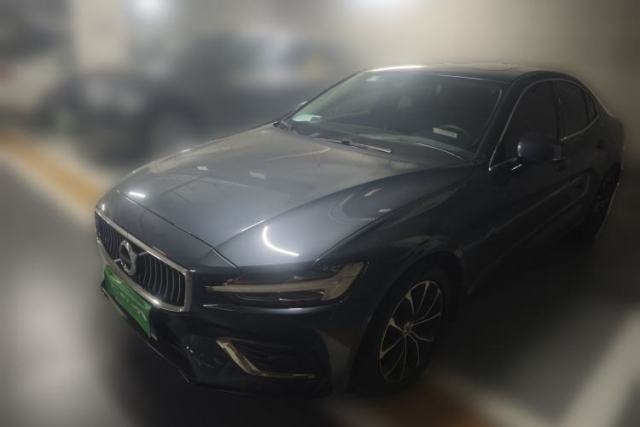Used Volvo S60 2021 T4 Zhiyi Luxury Edition
