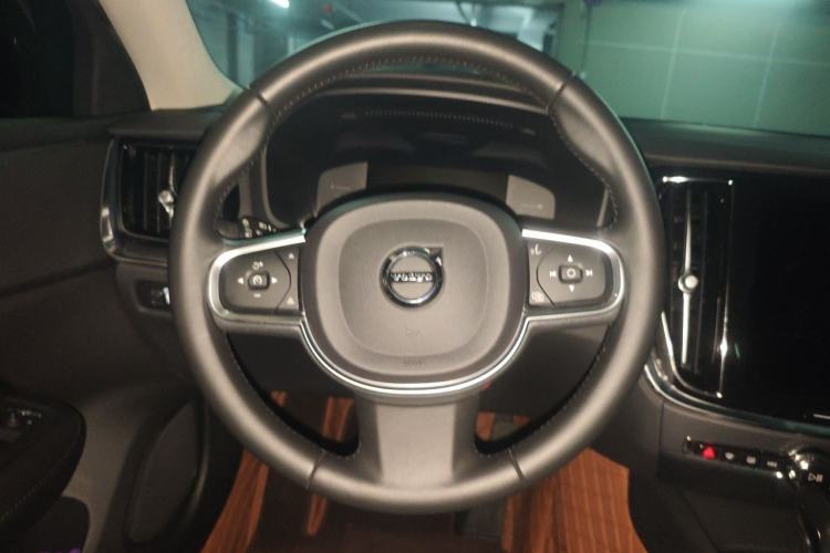 Used Volvo S60 2021 T4 Zhiyi Luxury Edition Steering Wheel