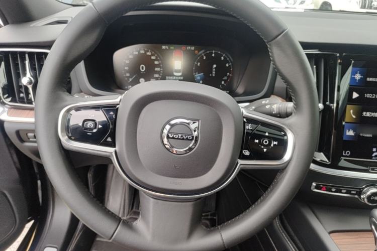 Used Volvo S60 2021 T4 Zhiyuan Luxury Edition Steering Wheel