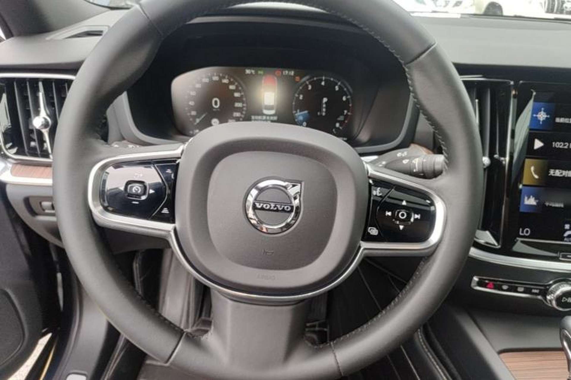 Used Volvo S60 2021 T4 Zhiyuan Luxury Edition Steering Wheel