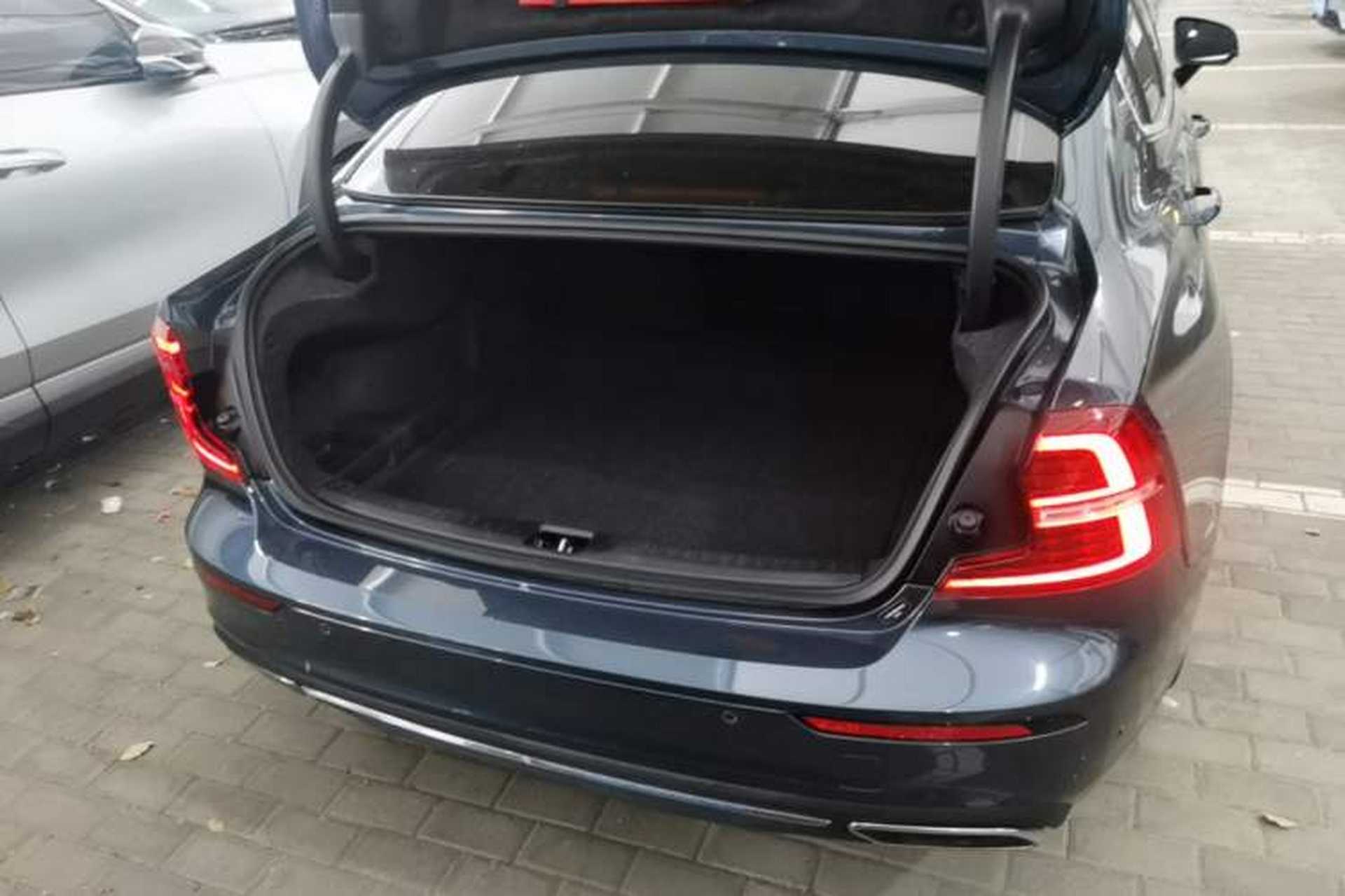 Used Volvo S60 2021 T4 Zhiyi Luxury Edition Trunk