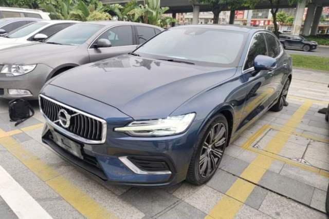 Used Volvo S60 2021 T4 Zhiyuan Luxury Edition