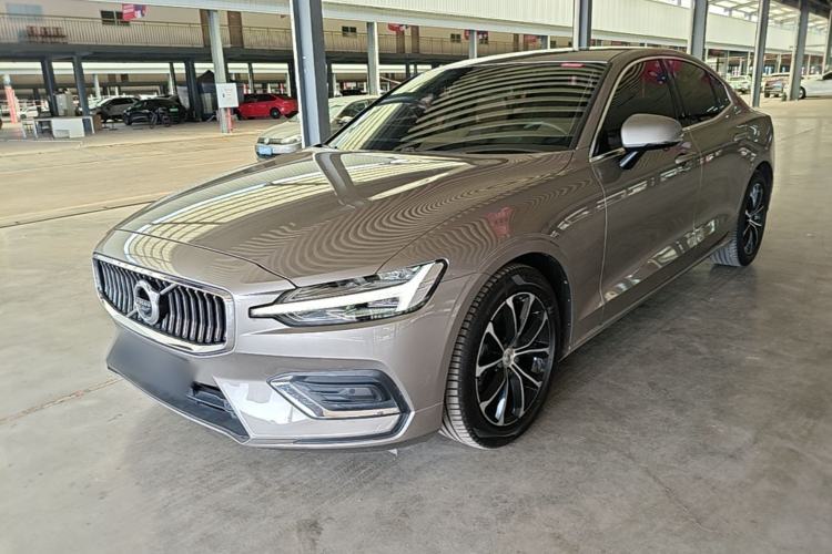 Used Volvo S60 2021 T4 Zhiyi Luxury Edition Guazi used car, China used car export, Used car for sale, Used  cars, Cheapest cars for sale