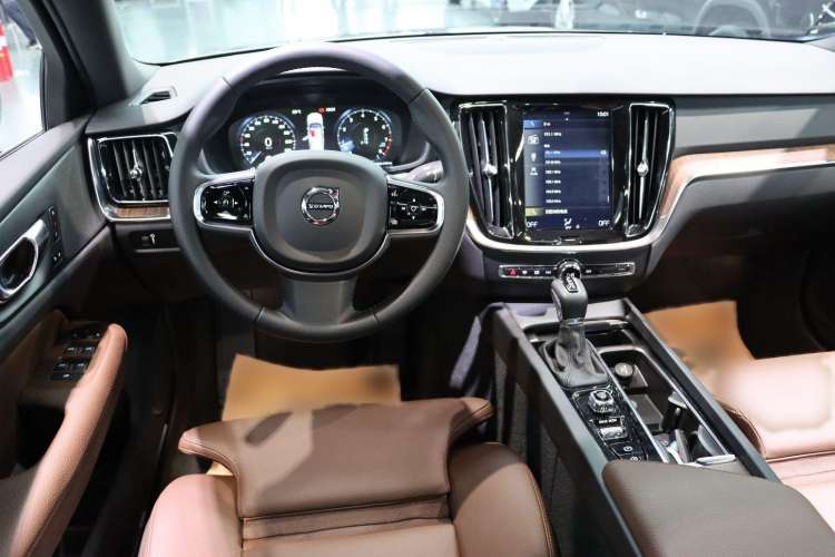 Used Volvo S60 2021 T4 Zhiyi Luxury Edition Interior 3