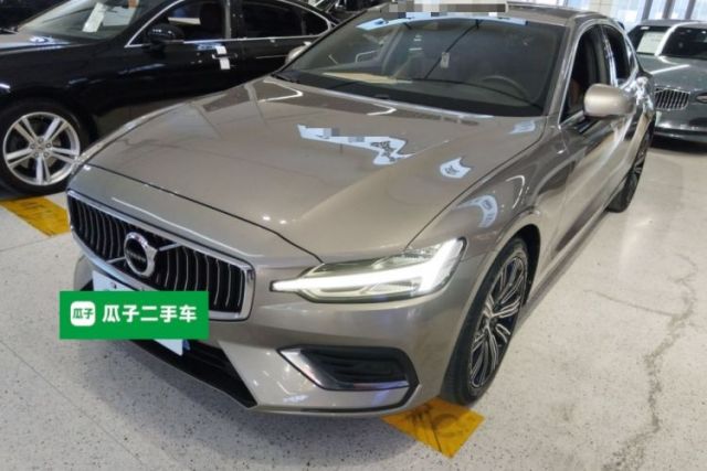 Used Volvo S60 2021 T4 Zhiyuan Luxury Edition