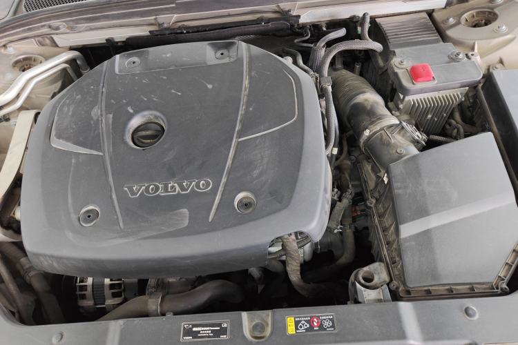 Used Volvo S60 2021 T4 Zhiyi Luxury Edition Engine Bay