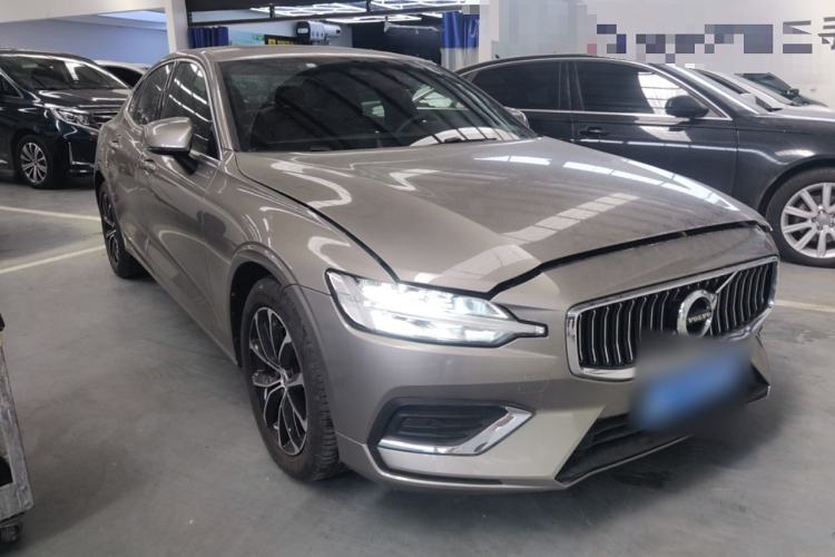Used Volvo S60 2021 T4 Zhiyi Luxury Edition Exterior 2