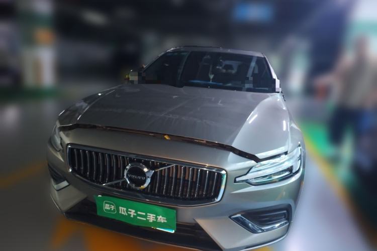 Used Volvo S60 2021 T4 Zhiyi Luxury Edition Front